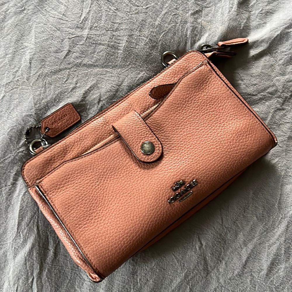 Coach Pop up messenger